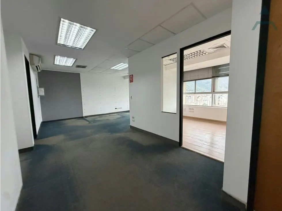 Se alquila Oficina 295m² Altamira - 13