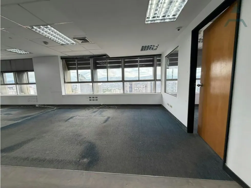 Se alquila Oficina 295m² Altamira - 5
