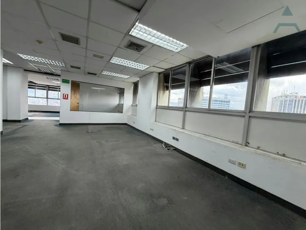 Se alquila Oficina 295m² Altamira - 6