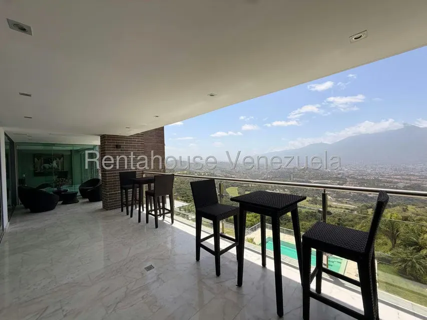 Apartamento (1 Nivel) en Alquiler en Alto Hatillo, Distrito Metropolitano - 14