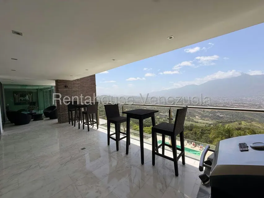 Apartamento (1 Nivel) en Alquiler en Alto Hatillo, Distrito Metropolitano - 16