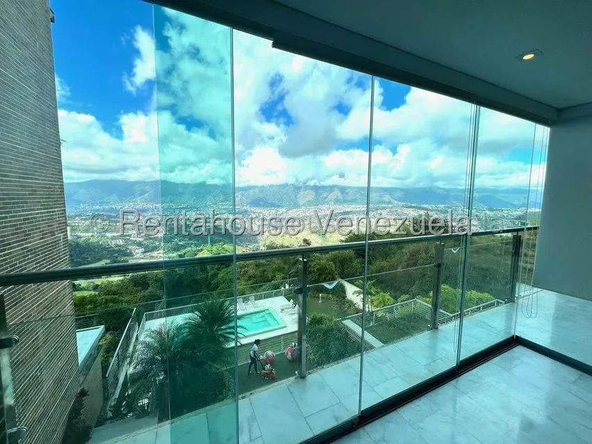 Apartamento (1 Nivel) en Alquiler en Alto Hatillo, Distrito Metropolitano - 3