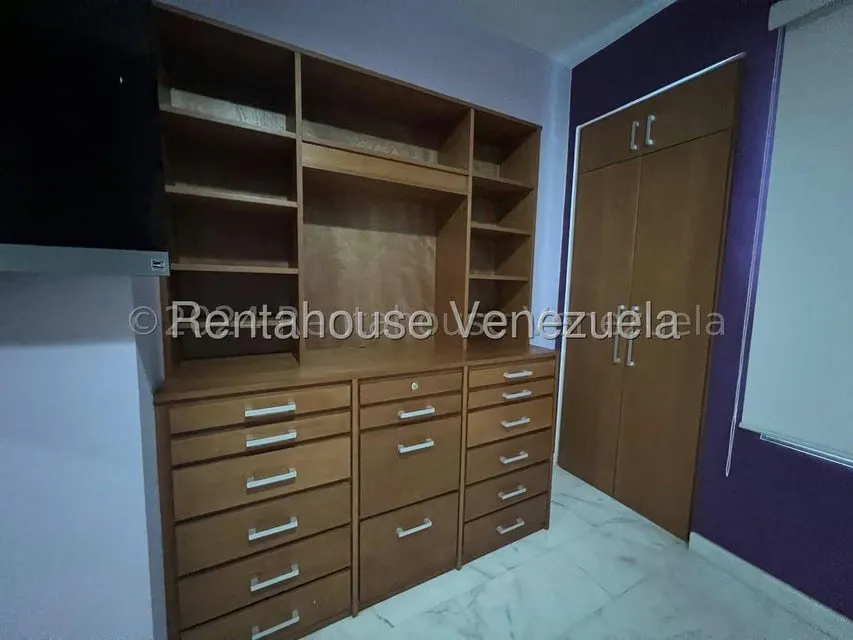 Apartamento (1 Nivel) en Alquiler en Alto Hatillo, Distrito Metropolitano - 45