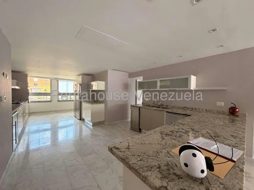 Apartamento (1 Nivel) en Alquiler en Alto Hatillo, Distrito Metropolitano - 10