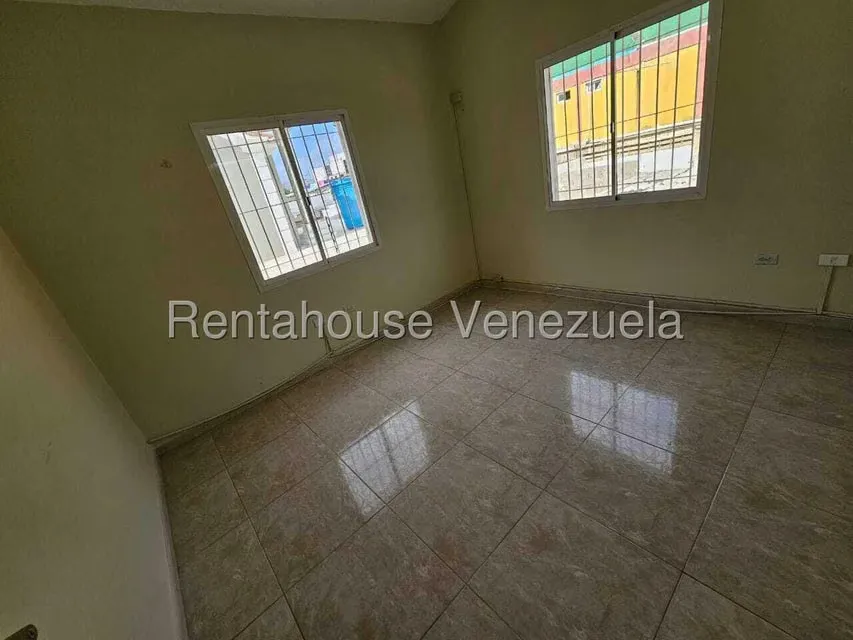 Casa (1 Nivel) en Alquiler en Centro, Falcon - 5