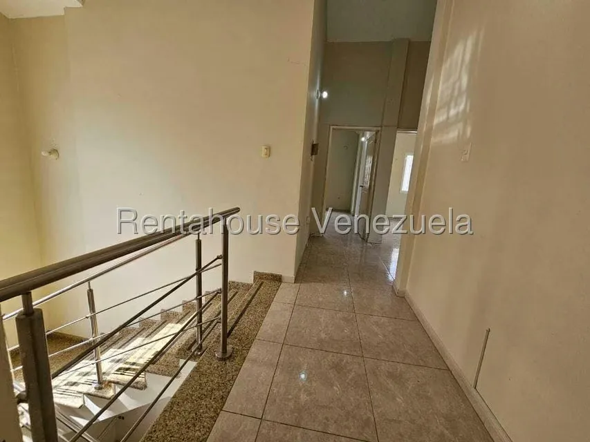 Casa (1 Nivel) en Alquiler en Centro, Falcon - 6