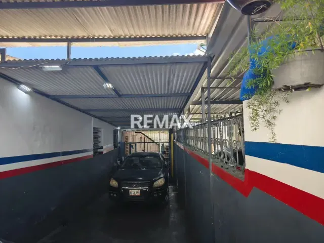 CÓMODA CASA EN VENTA EN LAS VEREDAS DE COCHE - 2