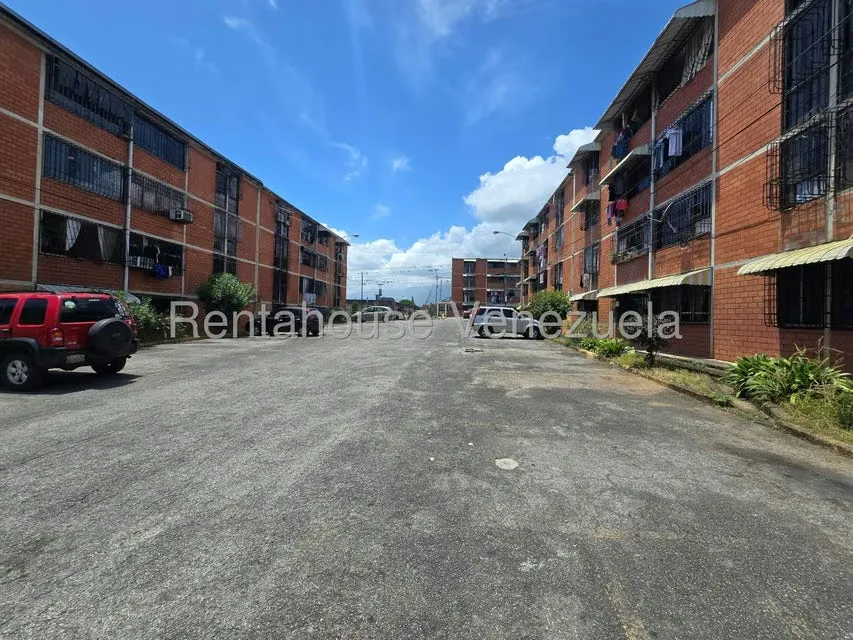 Apartamento (1 Nivel) en Alquiler en La Rosa, Miranda - 4