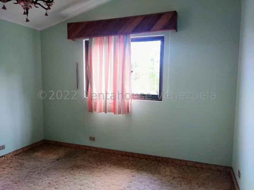 Casa (Duplex) en Venta en Oripoto, Distrito Metropolitano - 18