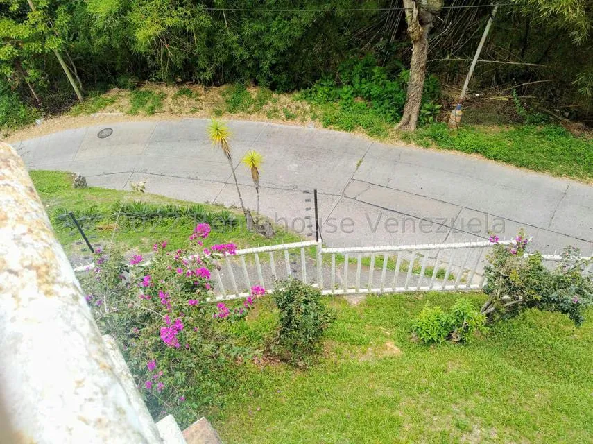 Casa (Duplex) en Venta en Oripoto, Distrito Metropolitano - 24