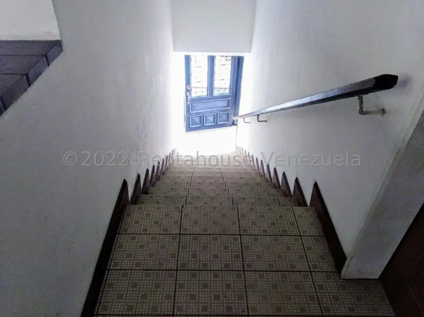 Casa (Duplex) en Venta en Oripoto, Distrito Metropolitano - 4