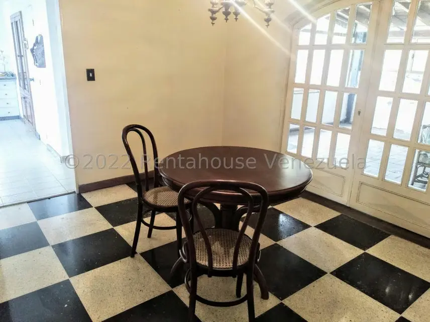 Casa (Duplex) en Venta en Oripoto, Distrito Metropolitano - 10