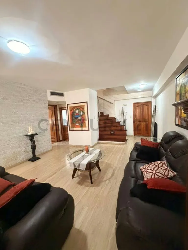 Apartamento en alquiler en zona centrica de lecheria - 2
