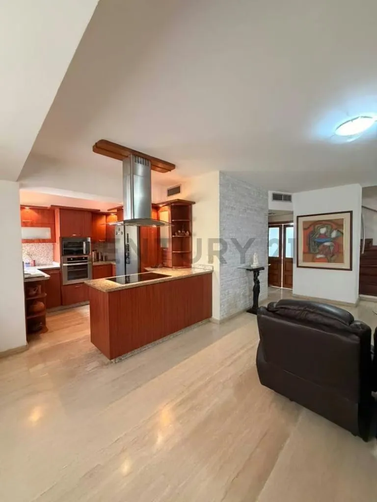 Apartamento en alquiler en zona centrica de lecheria - 3