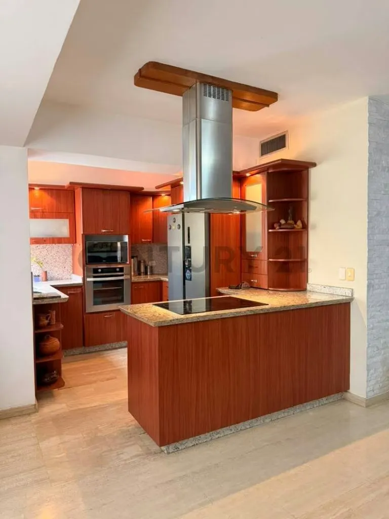 Apartamento en alquiler en zona centrica de lecheria - 4